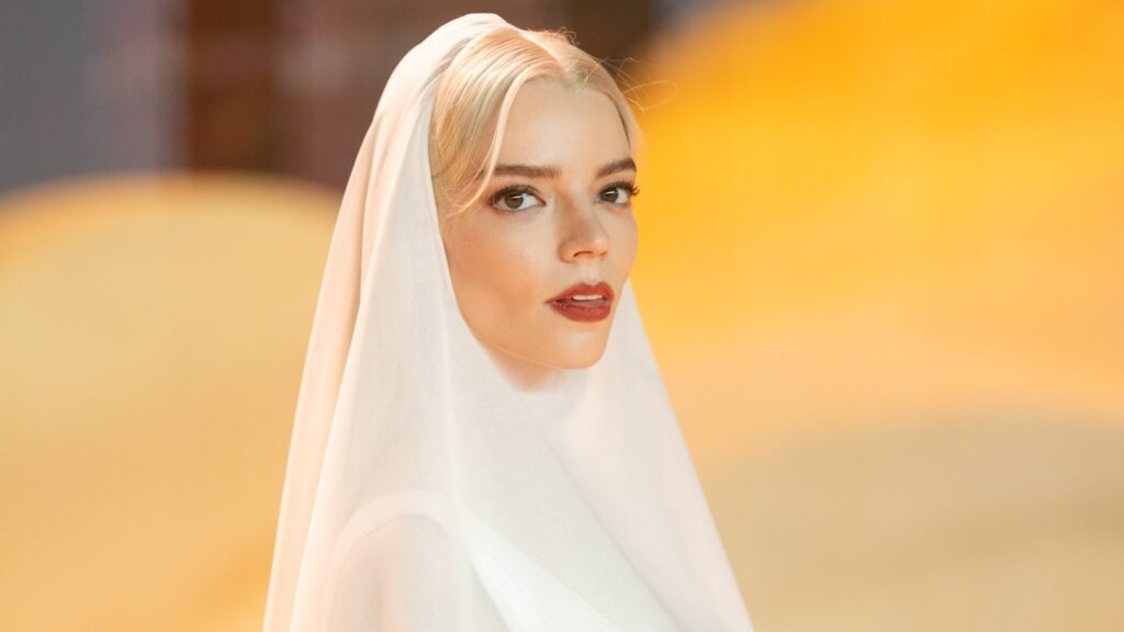 Mariée, monacale, galactique ? Le look d’Anya Taylor-Joy lors de la première de ‘Dune’ 2 est tout cela à la fois.